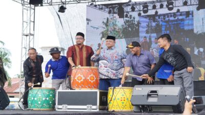 Kesenian dan Kuliner Pesisir Selatan Diperkenalkan Lewat Festival di Pasar Air Haji