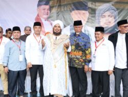 Dukungan Moril Ustadz Derri untuk Mahyeldi di Konser Akbar