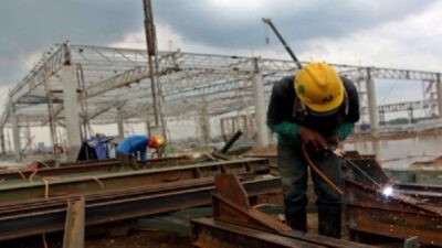 Mengetahui Arti Setiap Warna Helm Proyek untuk Keselamatan Kerja