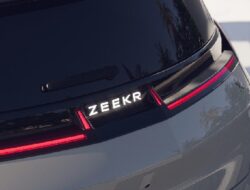 Zeekr Luncurkan Model X dan 009 di Indonesia, Siapkan Dealer 3S