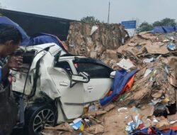 Rem Blong, Truk Picu Kecelakaan di Tol Cipularang KM 92