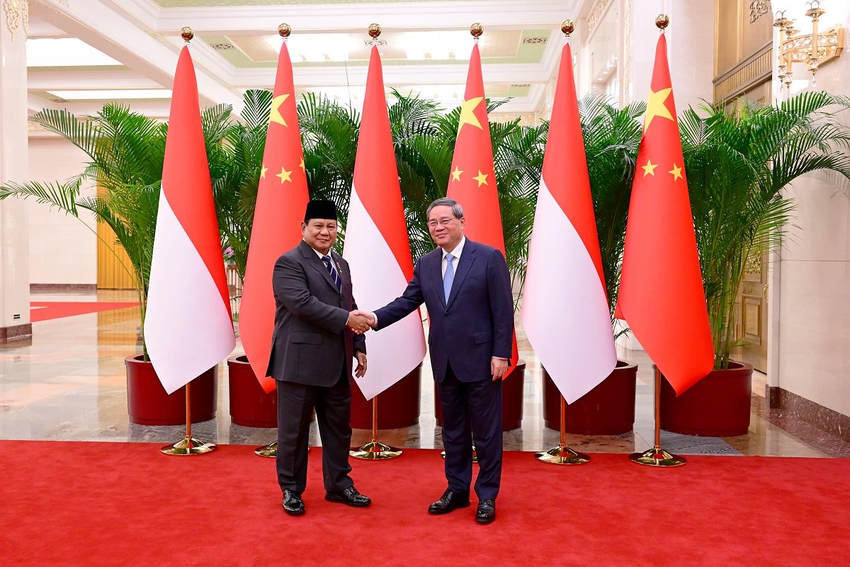 Pertemuan Bilateral Presiden Prabowo dengan PM Li Qiang di Beijing.