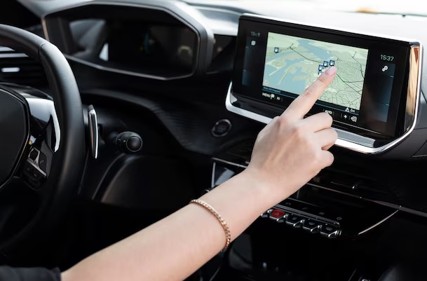 7 cara memperbaiki GPS mobil yang tidak akurat.