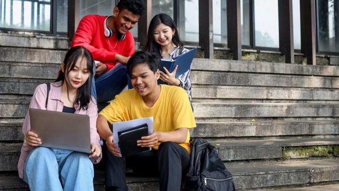 Pendaftaran magang Kemensetneg 2025 dibuka untuk siswa SMK dan mahasiswa D3 sampai S1. Cek jadwal, syarat, dan cara daftar di sini.