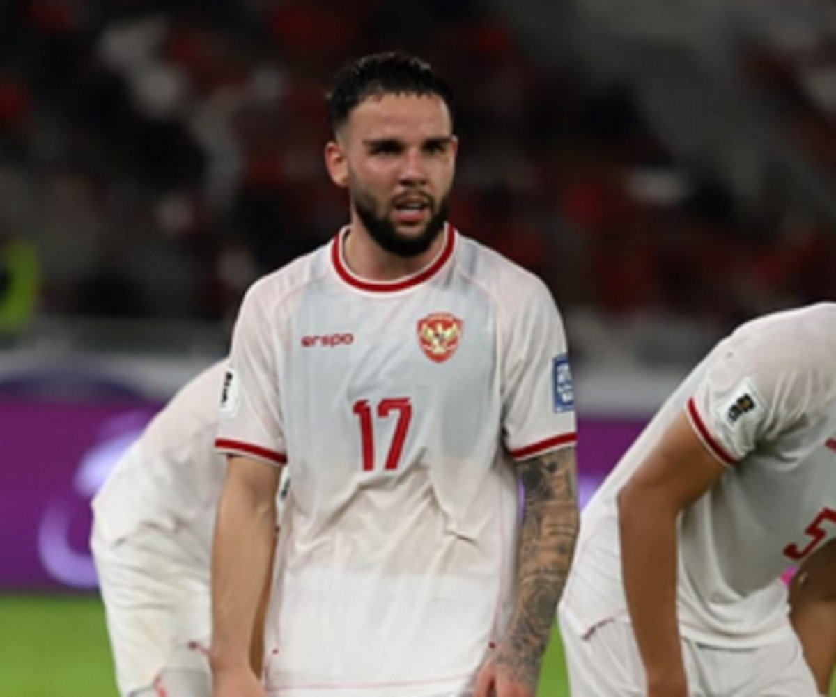 Calvin Verdonk kala membela Timnas Indonesia.