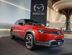 Mazda MX-30, Mobil Listrik Perkotaan dengan Jarak Tempuh 200 Km, Siap Menyapa Konsumen Indonesia