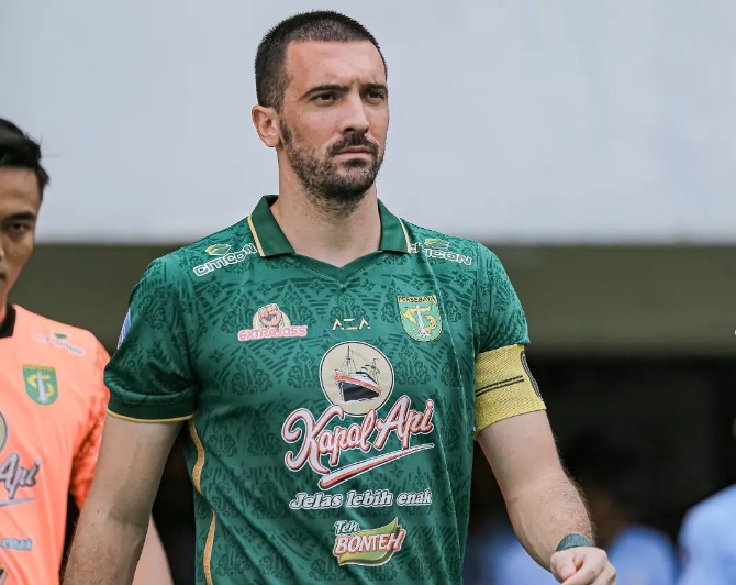 Dusan Stevanovic, mantan pemain Persebaya Surabaya yang kini main di UEFA Conference League 2024-2025.