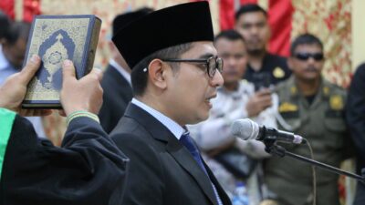 Yogi Firman Resmi Dilantik Sebagai Wakil Ketua DPRD Kota Pariaman