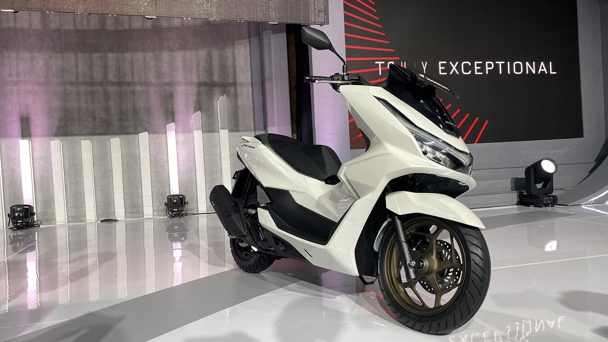 Honda PCX Diklaim Jadi Skutik Bongsor Terlaris di Indonesia, Segini Populasinya