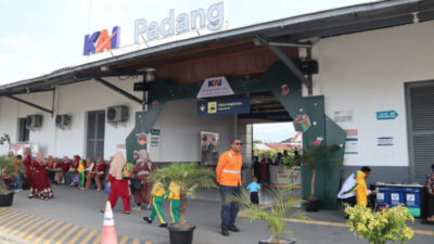 Libur Nataru 2025, KAI Sumbar Targetkan 119.886 Penumpang