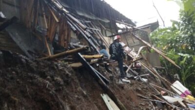 Bencana Banjir dan Longsor Landai 34 Kecamatan di Sukabumi