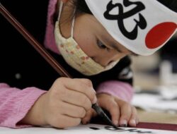 Libur Natal di Jepang? Waspada Penyebaran Flu dan COVID-19