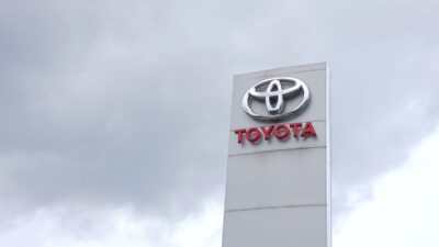 Pasar Tahun Depan Masih Berat, Begini Strategi Auto 2000