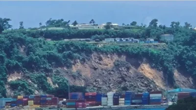 Kerusakan Parah di Port Vila Usai Gempa Hebat