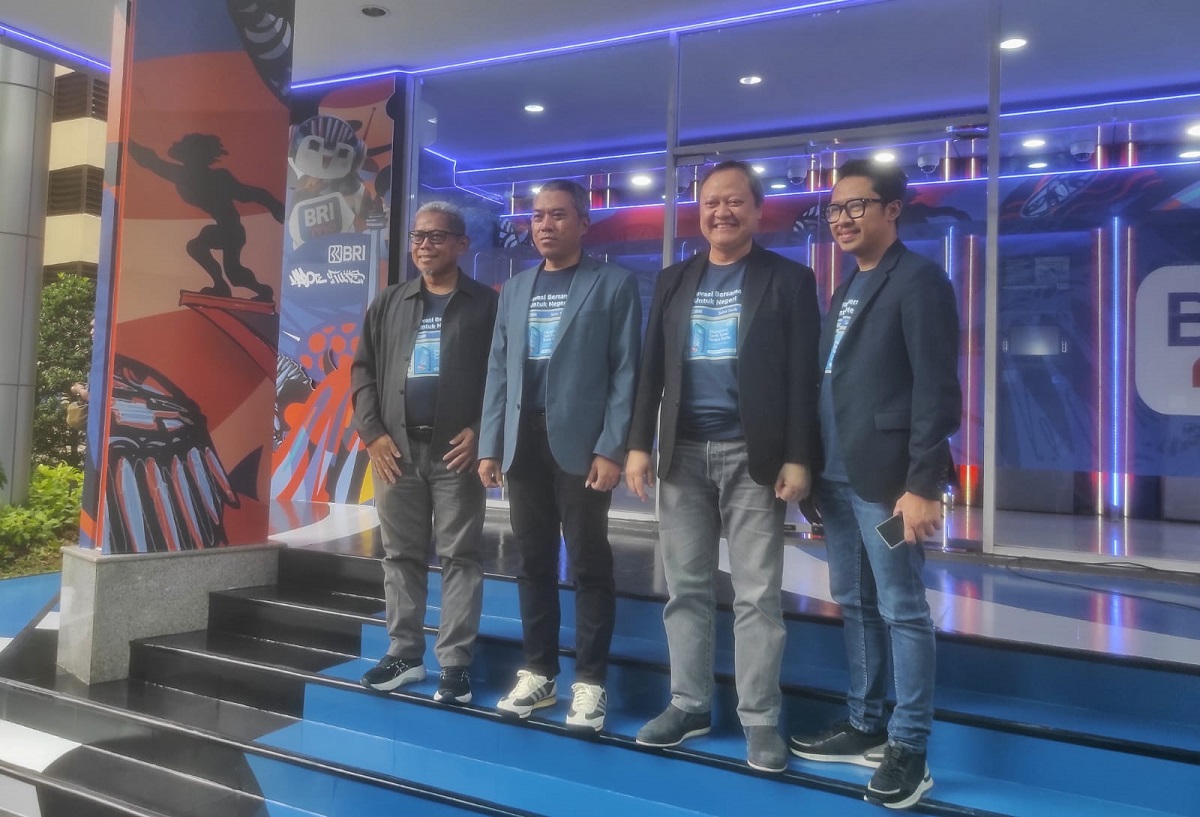 Kini Masyarakat Bisa Tarik Tunai Tanpa Kartu di ATM BRI.