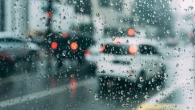 Angin Kencang dan Hujan Lebat Diprediksi Terjang Beberapa Wilayah