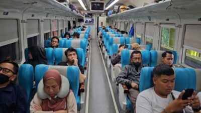 Tiket Kereta Nataru Keberangkatan Stasiun Gambir dan Pasar Senen Masih Tersedia 67%