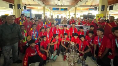 Tim Josal FC disambut oleh Pemprov Sumbar di BIM.