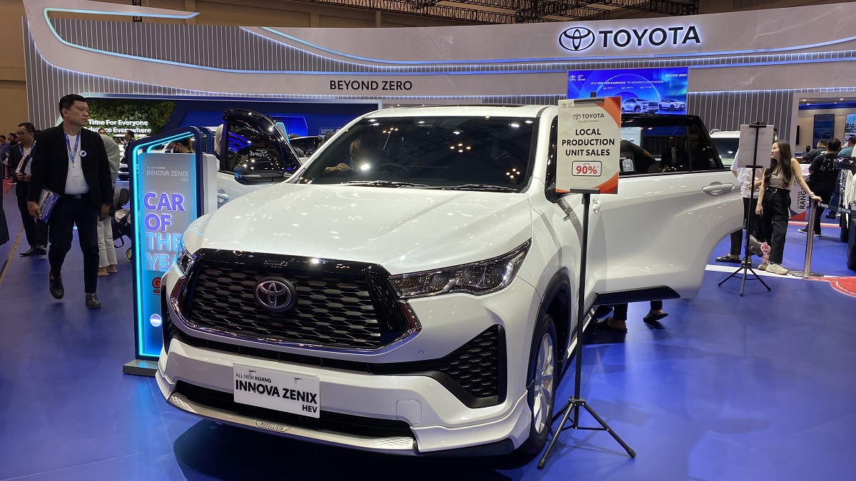 Daftar Mobil dan Motor Terbaik GJAW 2024, Ada Innova Zenix dan BYD M6