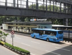 Pemerintah DKI Jakarta Berikan Diskon Rp 1 untuk Pengguna Transjakarta