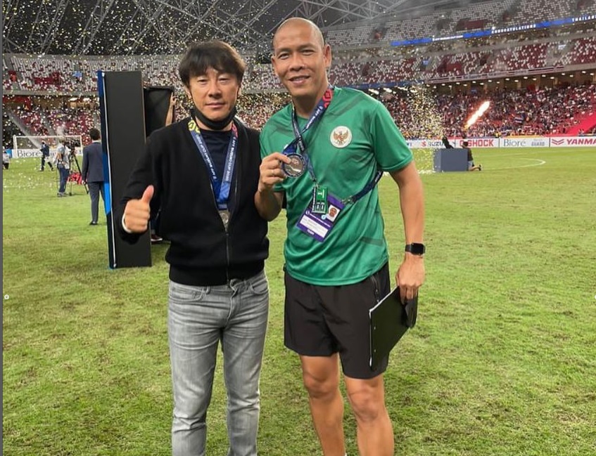 Nova Arianto bersama Shin Tae-yong.
