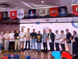 PT Semen Padang Terima Penghargaan SIG-GIA untuk Program Nabuang Sarok