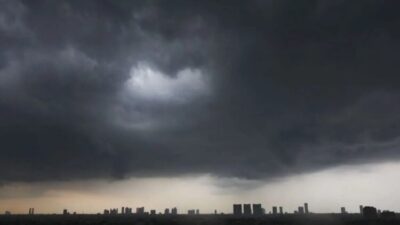 BMKG Ingatkan Potensi Hujan Petir di Beberapa Kota Besar