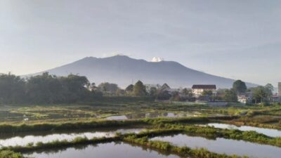 Status Waspada, Gunung Marapi Tak Boleh Didaki