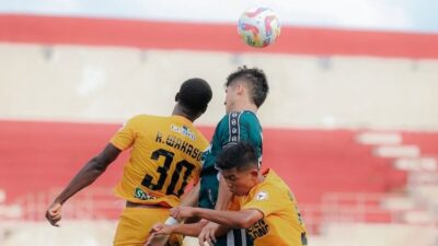 Semen Padang FC Kalahkan PSS Sleman