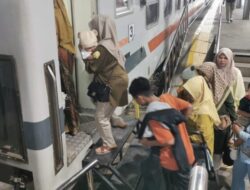 KAI Sumbar Imbau Penumpang Patuhi Aturan Saat Libur Imlek