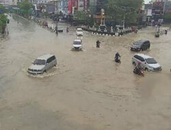 Banjir Samarinda, 22 Lokasi Terendam, Jalan Poros Terputus