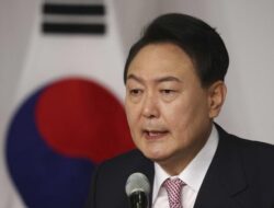 Oposisi Tuduh Yoon Pimpin Pemberontakan, Sidang Dimulai