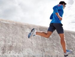 Mengungkap Manfaat Jalan Kaki 250 Ribu Langkah, Perjalanan Fisik Jack Welsh