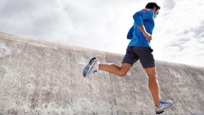 Mengungkap Manfaat Jalan Kaki 250 Ribu Langkah, Perjalanan Fisik Jack Welsh