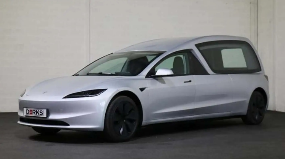 Ketika Tesla Model 3 Disulap Jadi Mobil Jenazah, Dibanderol Rp2 Miliaran