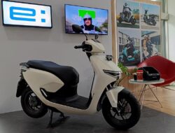 Diskon Istimewa untuk Icon e: dan CUV e: di Program Awal Tahun Honda