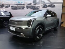 Mobil Listrik EV9 Ditarik Kembali karena Kelalaian Baut Jok