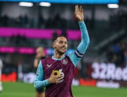 Josh Brownhill Bantah Klaim Pindah Kewarganegaraan ke Malaysia