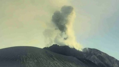 Gunung Ile Lewotolok Terpantau Meletus, Status Waspada Ditetapkan