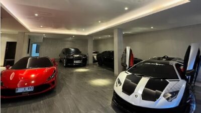 Mobil mewah Raffi Ahmad