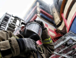 Glodok Plaza Terbakar, Lantai 7 hingga 9 Hangus