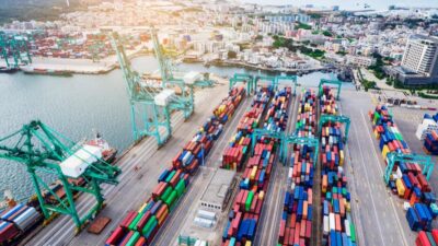 Kementerian Perdagangan menargetkan ekspor nasional pada 2025 sebesar USD294,45 miliar