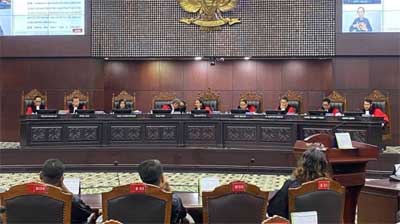Sidang MK soal gugatan terhadap UU Pemilu terkait ambang batas calon presiden. (Foto: Danandaya Arya Putra)