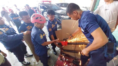 Tim Damkar Padang Berhasil Bebaskan Tangan Anak dari Pipa