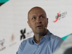 Bukan Soal Pemain Keturunan, Jordi Cruyff Fokus Bangun Sistem Sepakbola