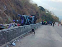 Tragedi di Thailand, Bus Tingkat Alami Rem Blong, 18 Penumpang Meninggal