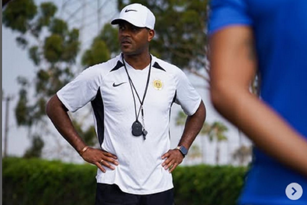 Patrick Kluivert berpotensi panggil Ramai Rumakiek ke Timnas Indonesia pada Maret 2025.