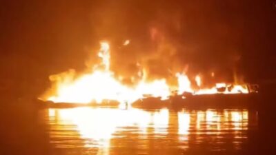 Kebakaran Kapal di Jakarta Utara