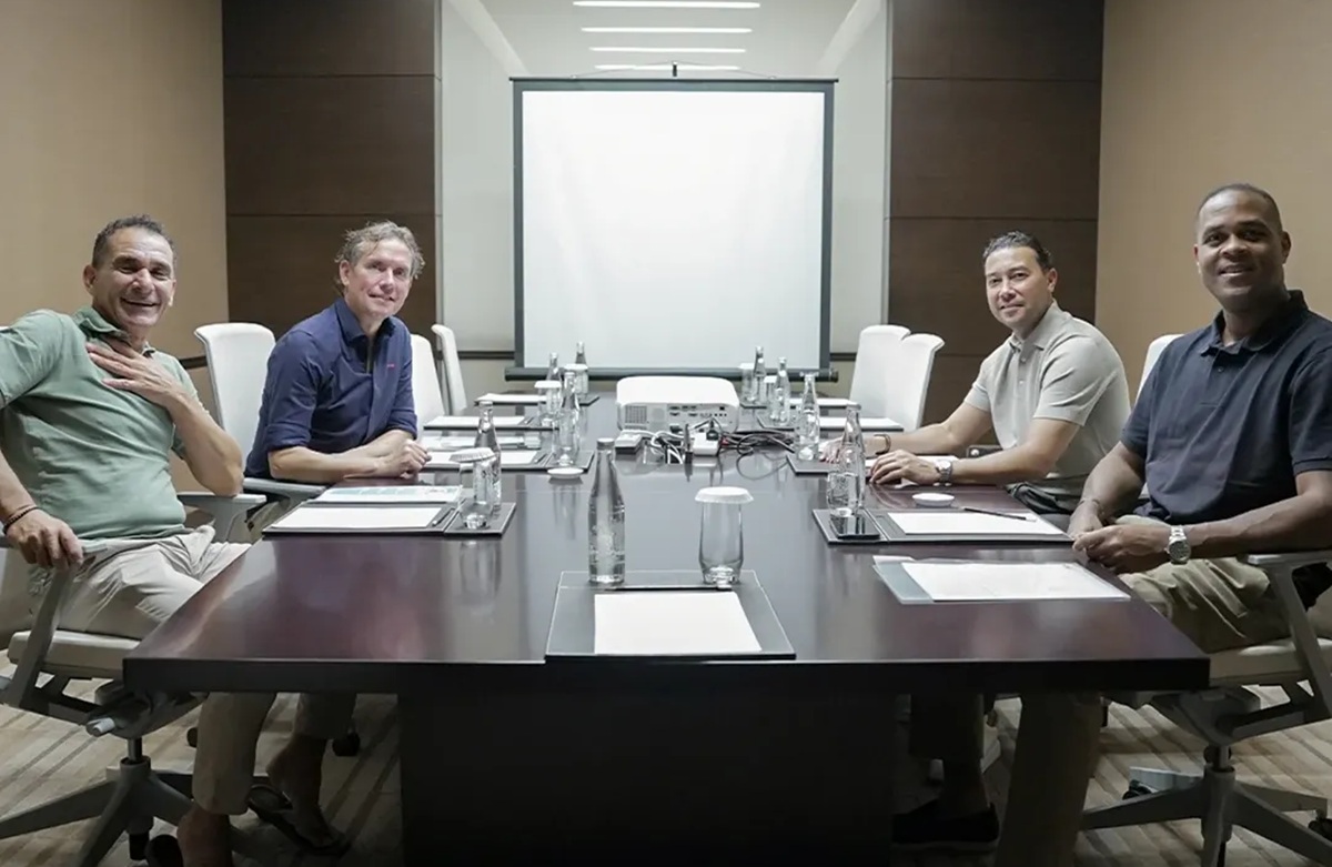 Patrick Kluivert dan jajarannya mencari asisten dan pelatih fisik Timnas Indonesia