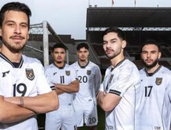 Denny Landzaat: Jersey Putih Timnas Indonesia Punya Kesan Real Madrid